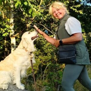 Teenagehunden / Unghund – Let øvet